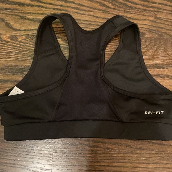 BLACK NIKE LARGE SPORTS BRA - Picture 2 of 3